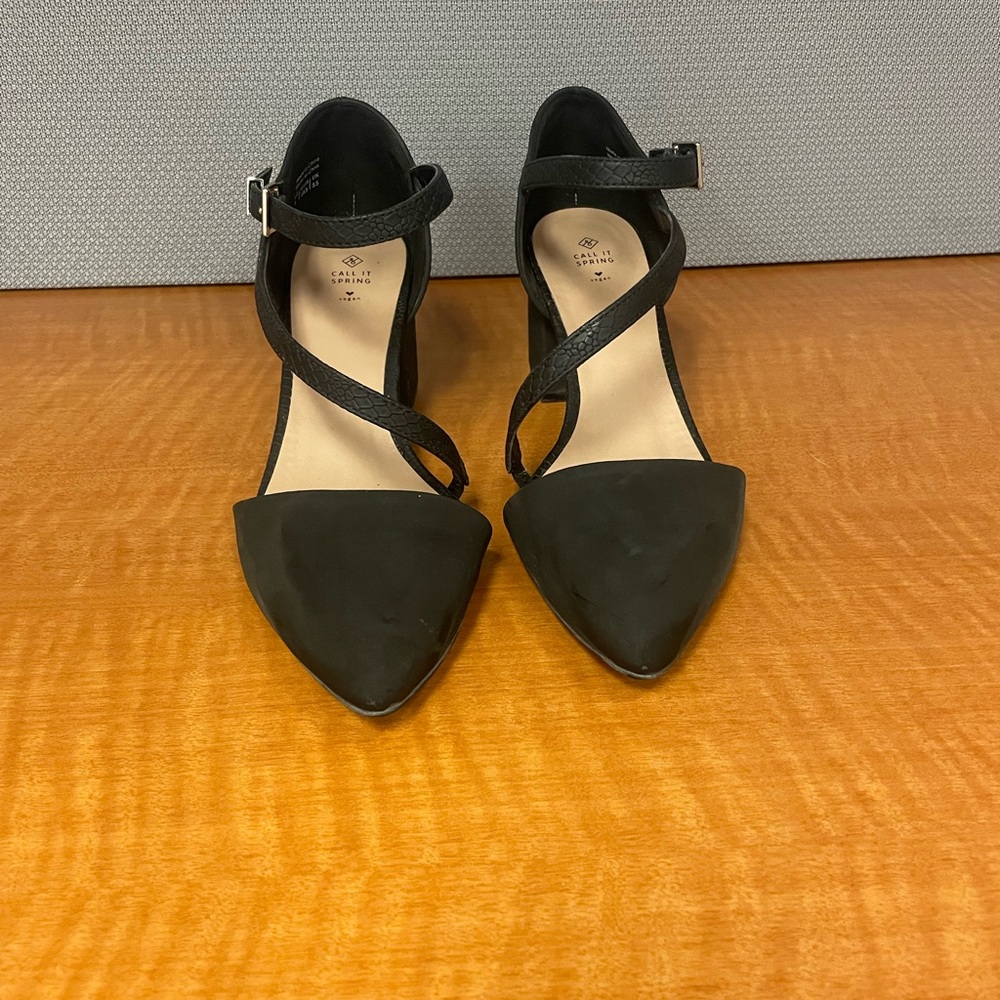 Black Pointed Toe Strappy Block Heels